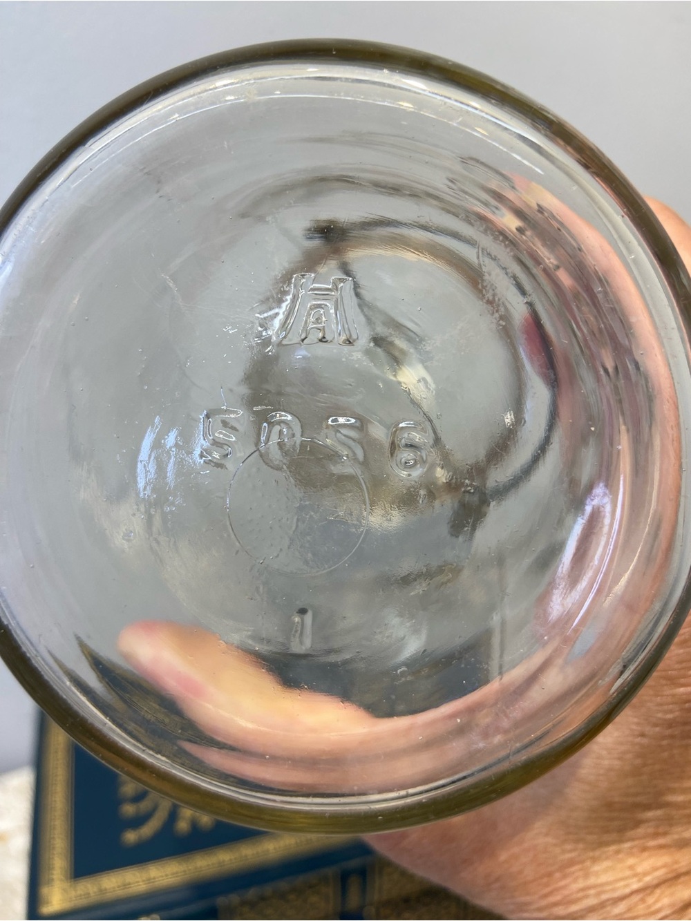 Vintage Atlas E-Z Seal Clear Glass Canning Jar with Glass Lid - Picture 6 of 8